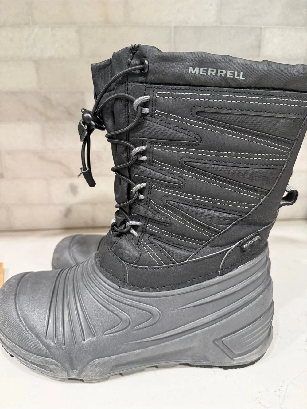 Merrell Kid’s Snow Quest Lite 3.0 Insulated Winter Boots Unisex Size 4M